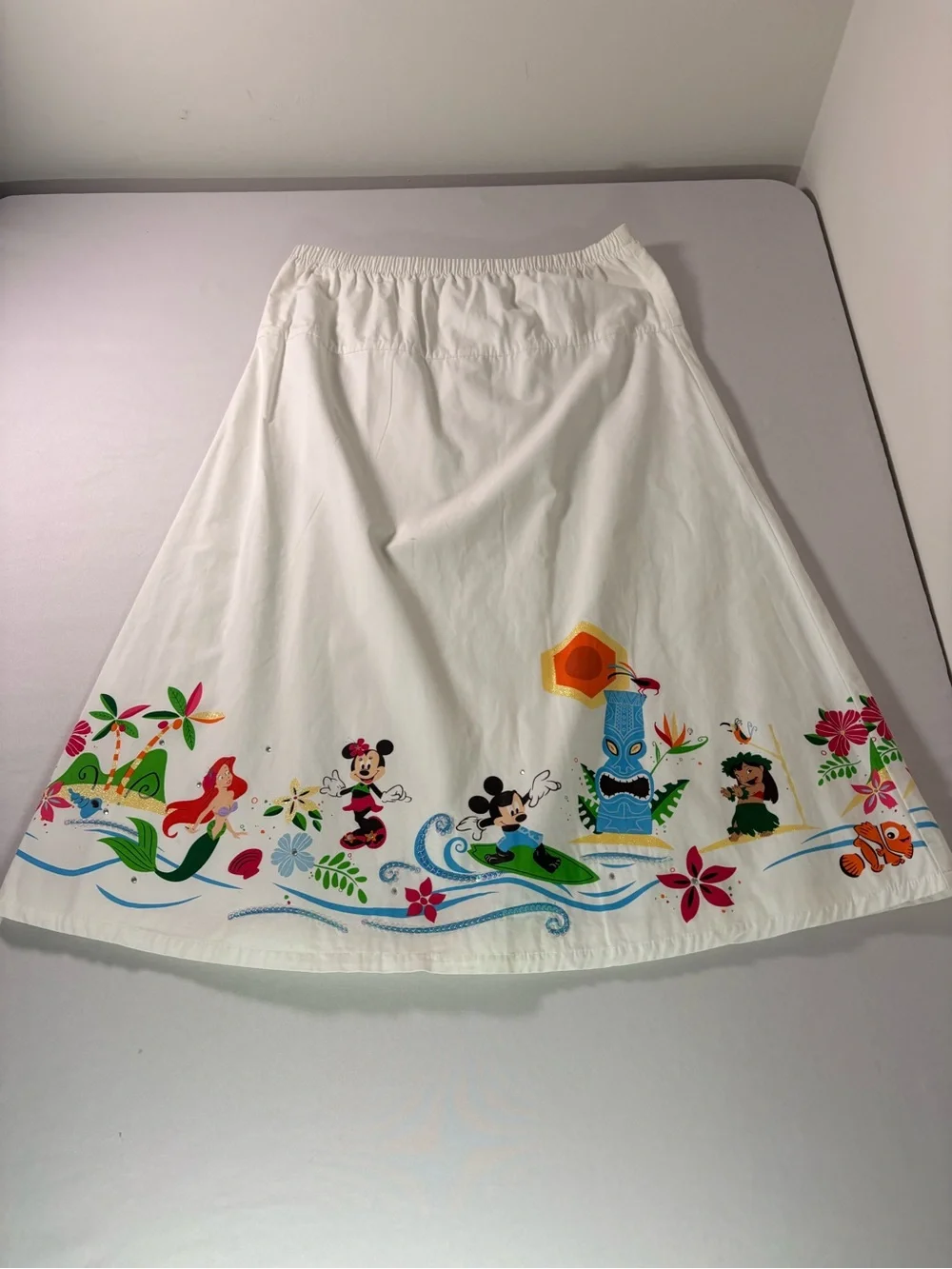 Disney White A-Line Skirt with Colorful Beach Character Border - Picture 1 of 4